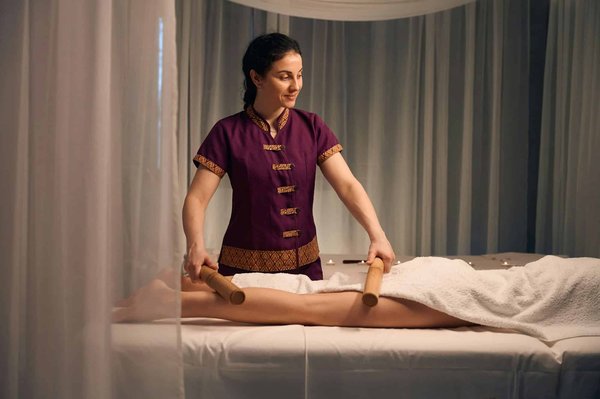 Comment les massages aux pierres chaudes peuvent-ils améliorer la circulation sanguine et la relaxation?